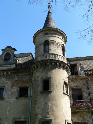 schlossaussen011.jpg